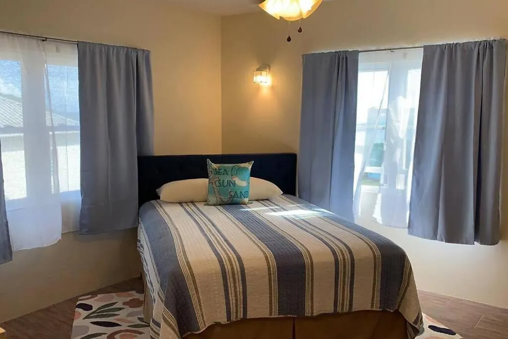 The Pearl - Spacious Air Conditioned 3Bd, 2Bth Villa With Gorgeous Views Old Road