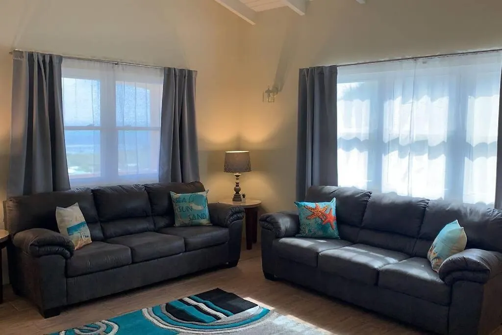 The Pearl - Spacious Air Conditioned 3Bd, 2Bth Villa With Gorgeous Views Old Road