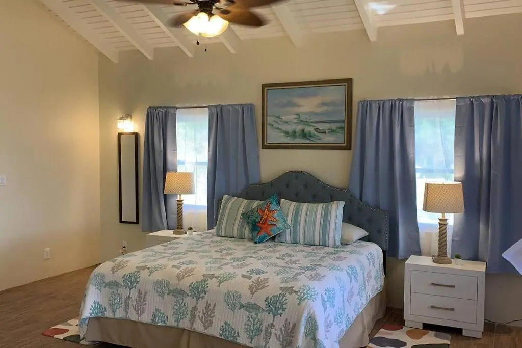 The Pearl - Spacious Air Conditioned 3Bd, 2Bth Villa With Gorgeous Views Old Road